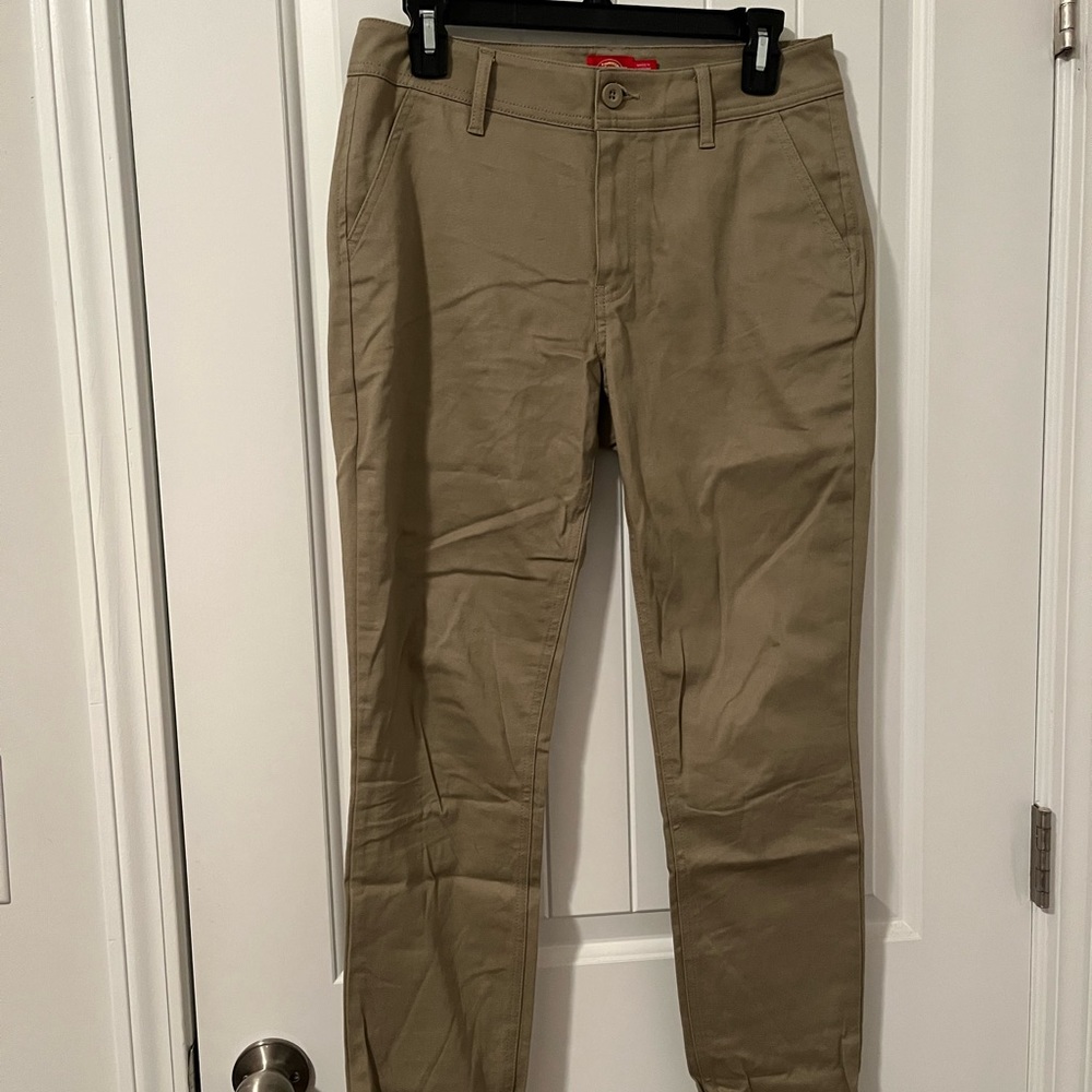 Khaki Unisex Straight Leg Dickies Pants. Size 7/28.